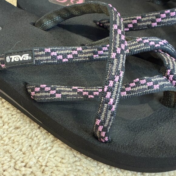 Teva Women's Olowahu Purple Black Gray Flip-Flop Sandal Size 7 - Picture 4 of 15